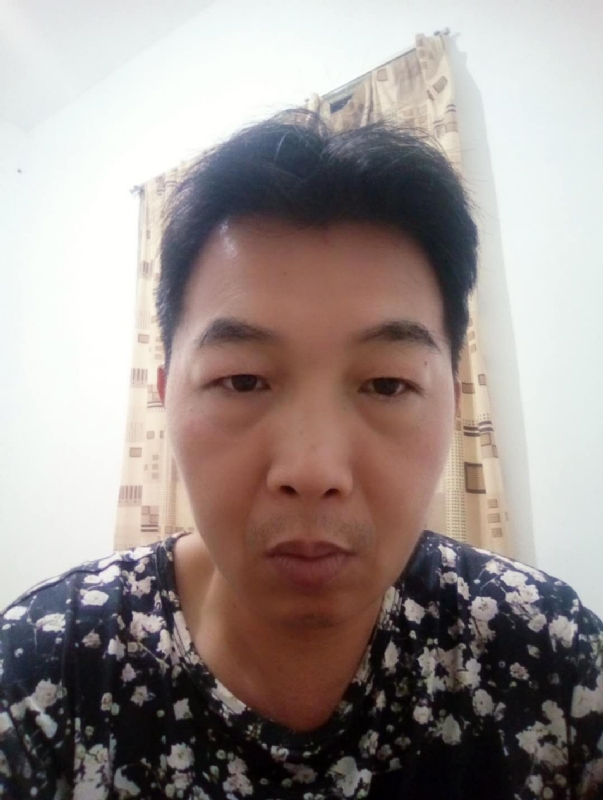 繁华哀伤的第一张照片--柘荣征婚网