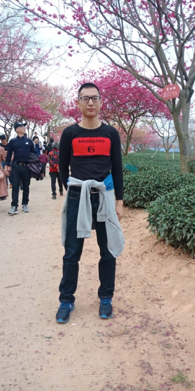 小梁的第一张照片--柘荣征婚网