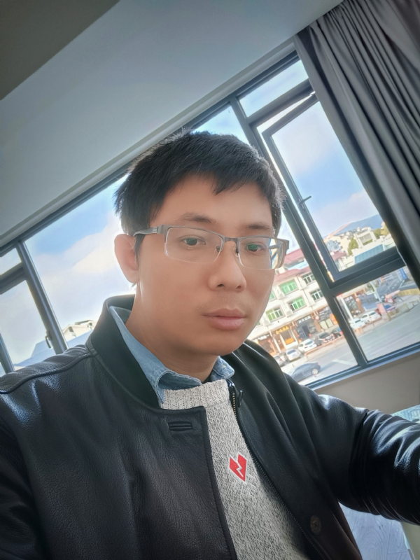 也许只是缺少一个拥抱的第二张照片--柘荣征婚网