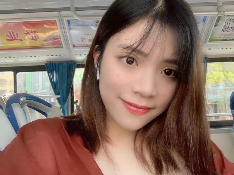 小眼睛的第一张照片--柘荣征婚网