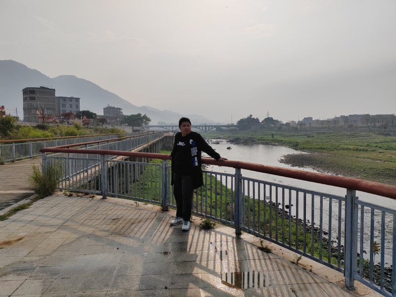 笑看蓝天的第一张照片--柘荣征婚网