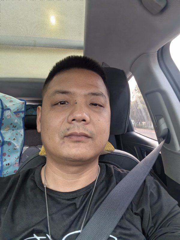 卖电池的大叔的第一张照片--柘荣征婚网